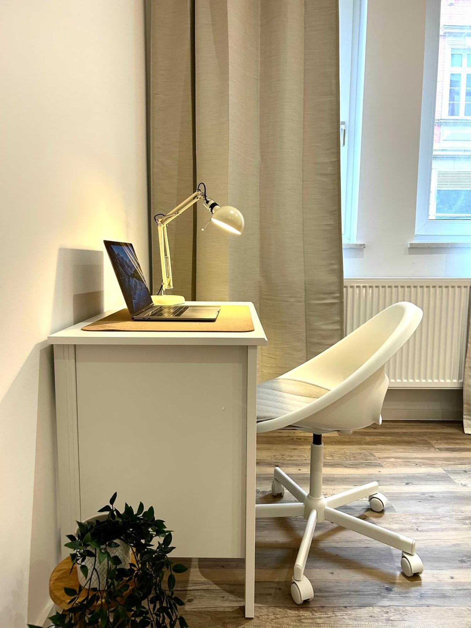 Designer City Apartment In Top Lage Fuer 6 Gaeste Karlsruhe Buitenkant foto